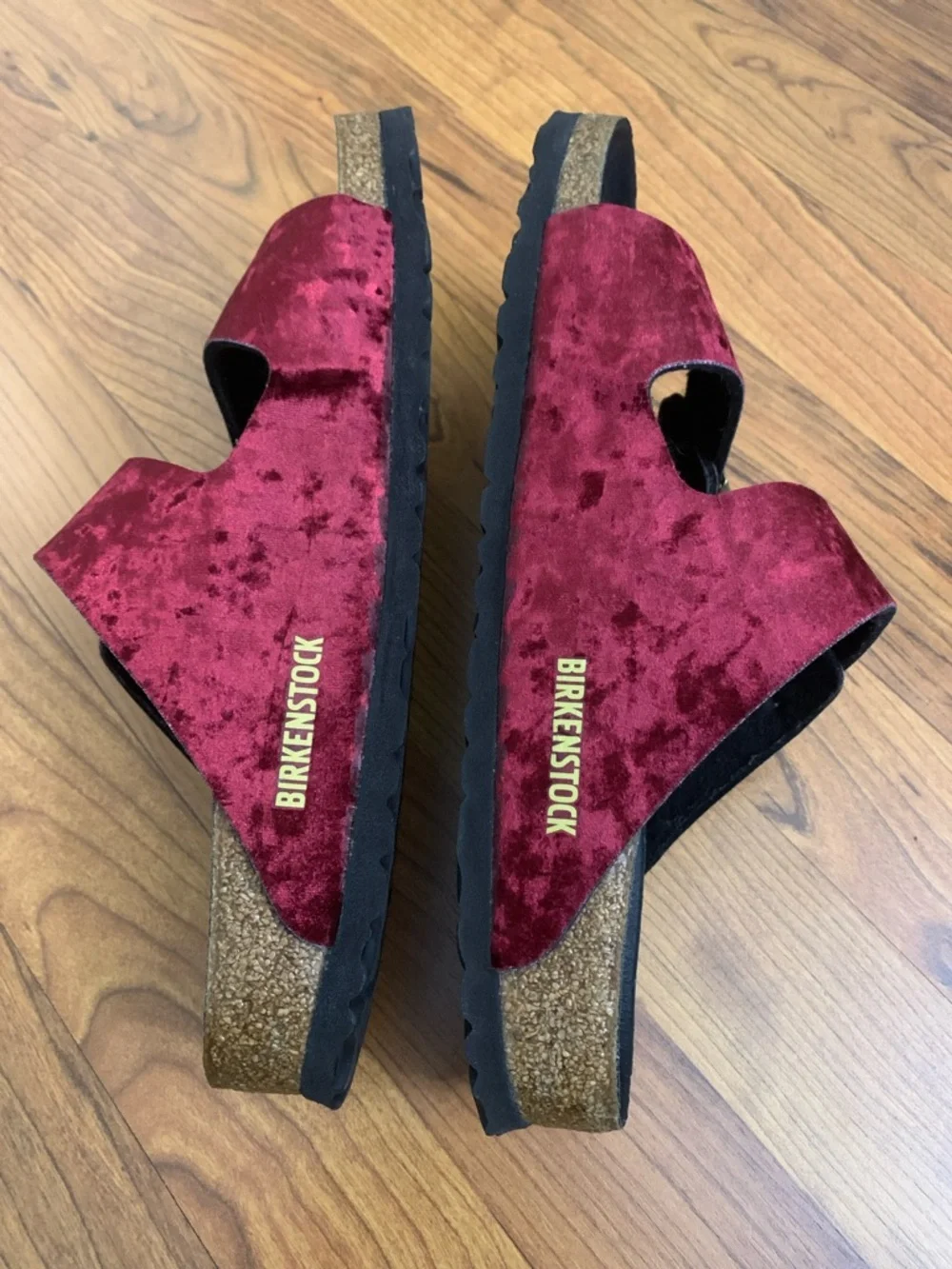 ♥️ RARE! Red Velvet Textile Birkenstock Arizona • Size 40 or 9/9.5 - Picture 7 of 8